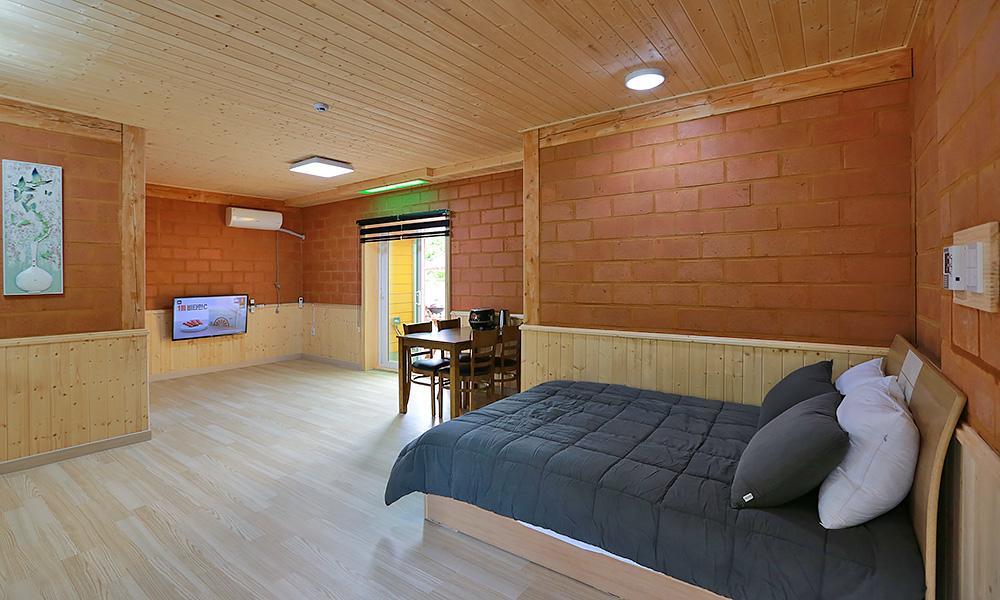 Rainbow Hwangto Pension Пхёнчхан Экстерьер фото